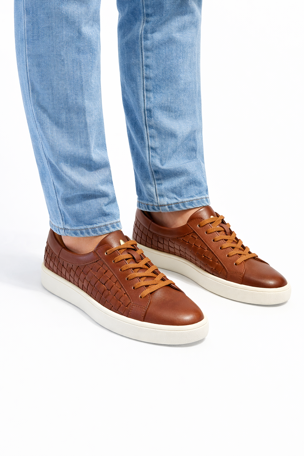 sneakers da uomo in pelle intrecciata color cuoio - Botticelli
