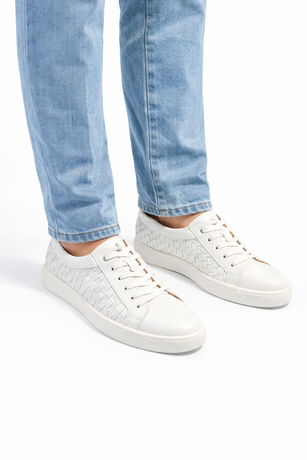 sneakers in pelle intrecciata bianca - botticelli