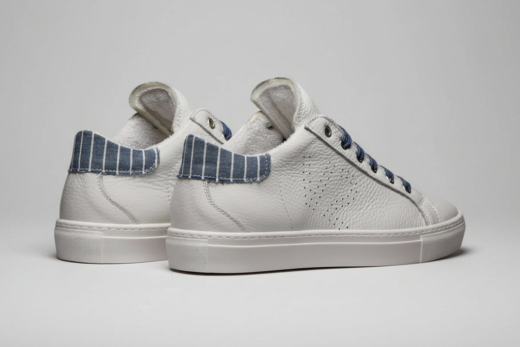 V2 SNEAKERS UOMO IN PELLE A SUOLA BASSA BIANCA CON RETRO IN TESSUTO  BLU
