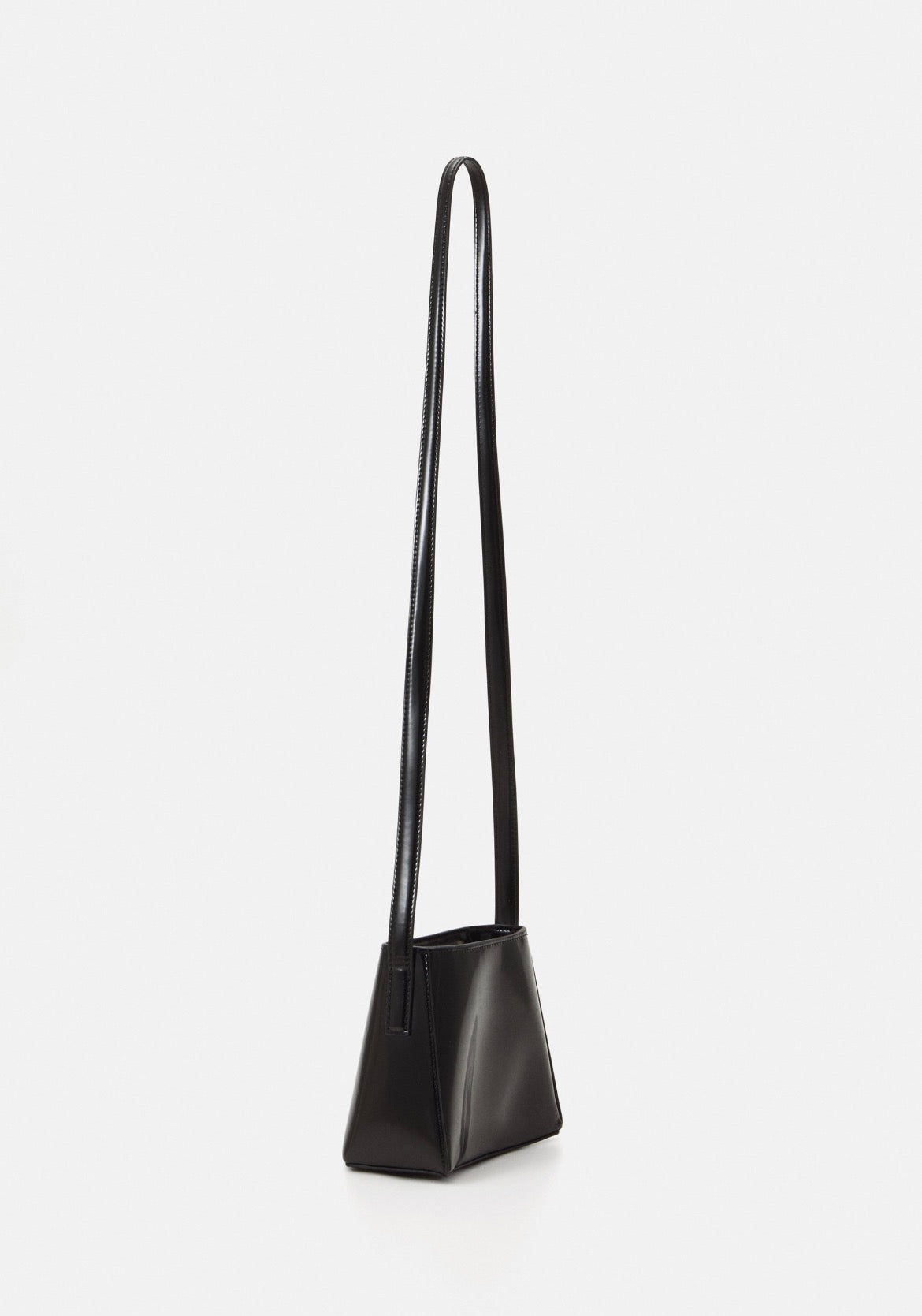 borsa mini Calvin Klein Refined Sculpt lucida nera
