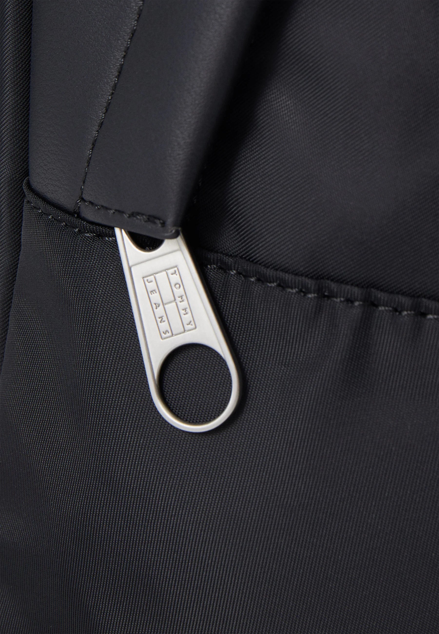 ZAINO TOMMY JEANS NERO RUCKSACK